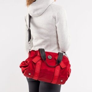 Lululemon DTB Mini Duffel Red Currant